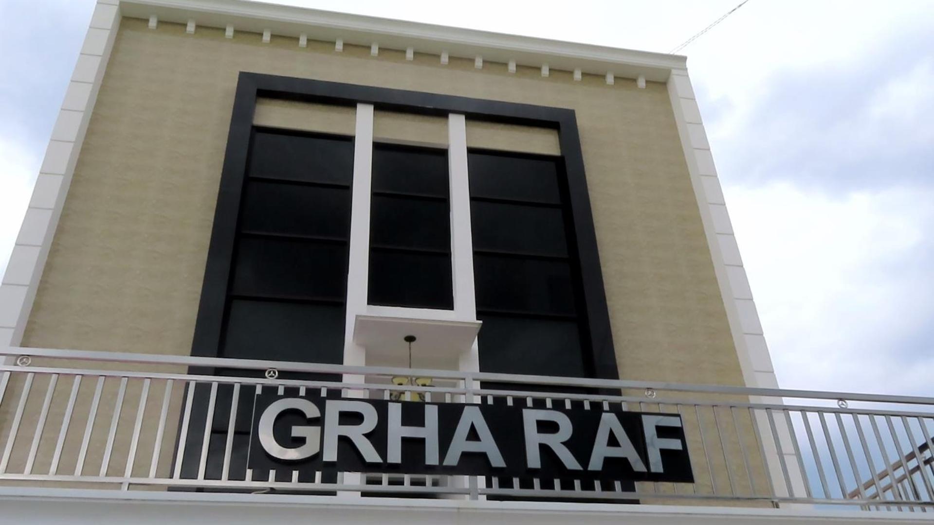 Grha Raf Homestay Makale Exterior foto